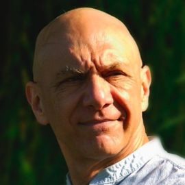 Dr. Bernie Siegel Headshot