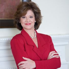 Kristin Kaufman Headshot