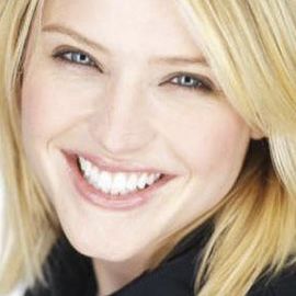 Sara Haines Headshot