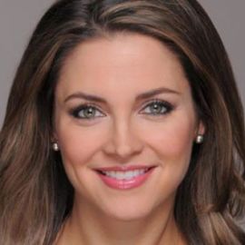 Paula Faris Headshot