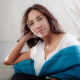 Aline Ohanesian Headshot